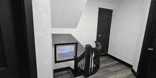 Charming 4 Bedroom 1 Bathroom Home for Rent! Gallery 10