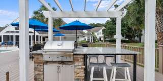 29 Edgewater Apartments Gallery 28
