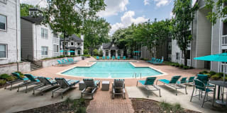 The Carlyle at Perimeter Apartments Gallery 10