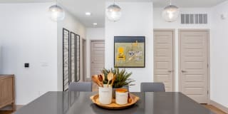2501 Beacon Hill Gallery 44