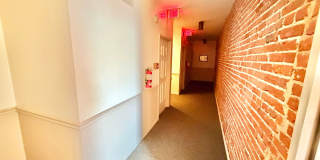 Dupont Prime Location Tree-Lined Corcoran St & 17th 1 bed 1 bath Condo UTILITIES INCLUDED. Gallery 19