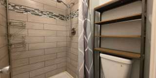 Stylish Ground Level Condo 2 Bedroom 2 Bath! Gallery 16
