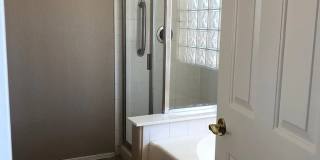 READY TO VIEW TO NOW! 3 Bed/ 2 Bath Home in Arrowhead Lakes Gallery 20