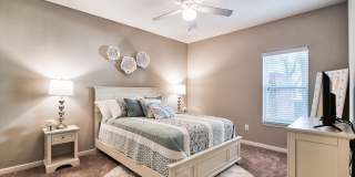 Cypress Lake Apartments Gallery 2