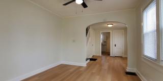 Updated 2 bedroom Townhouse - Garfield Park-South Neighborhood Gallery 4