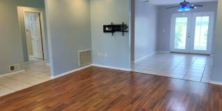 Cute Annual Single Family Home – Near Shamrock Park and South Venice Ferry and Boat launch! Gallery 8