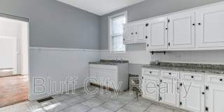 1639 Southern Avenue Gallery 13