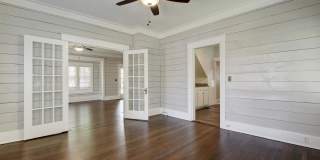 6/3 *West Campus* Walk to UT 6/3 *West Campus* Walk to UT Gallery 8