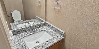 2411 Dennis St Gallery 17