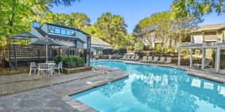 Affordable Housing - Madison Southpark Apartment Homes Gallery 4