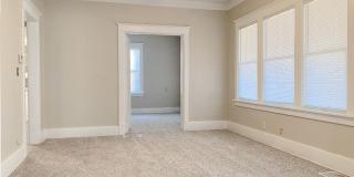 2436 Laurel Avenue Gallery 5