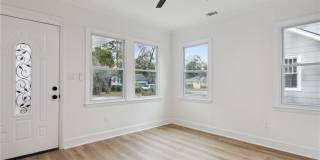 1527 NE 36th Street NE 1527 NE 36th Street NE Gallery 8