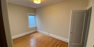 Epic REA - Spacious Light-filled Corner House 4BD/ 2BA Gallery 26