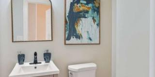 919 STILES Street Gallery 14