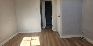 1 BR 1 BATH FULL REMODEL UPPER UNIT FREE RENT OAC Gallery 19