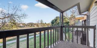 Updated 2 bed 1 bath condo in Arvada! Gallery 21