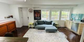708 Dallas Road, Unit B Gallery 6