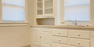 2436 Laurel Avenue Gallery 15