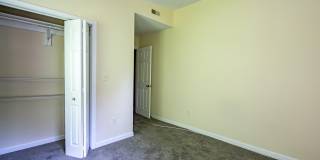 1712 THAMES Street Gallery 14