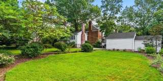 Classic 4BR Cape in Old Irving Park! Gallery 20
