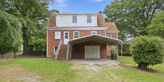 Gorgeous Home in Downtown Lillington! Gallery 6