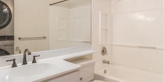 Sunrise 2bd/2ba/2pk Gallery 6