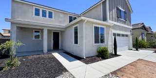 Spacious 5 Bedroom Home for Lease with Solar INCLUDED  in the Desirable Spencer’s Crossing Community! Gallery 1