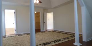 LOVELY HOME in Hamburg; Renovated, Garage, Many Upgrades! Gallery 24