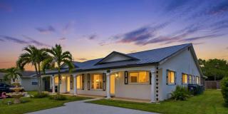 1320 RIVERSIDE Circle Gallery 2