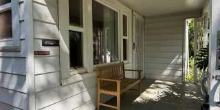 Cozy 2 bed 1 bath available now! Gallery 5
