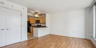 800 4th Street SW #S106 Gallery 4