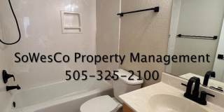 Gorgeous Townhome in Central Farmington with Three Bedroom Plus an Office Gallery 17