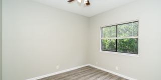 BEAUTIFULLY UPDATED 3-BEDROOM HOME IN TIMBER RIDGE Gallery 21
