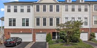 506 E BOXBOROUGH Drive Gallery 1