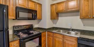 Pinnacle on Pleasant Gallery 23