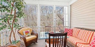 Beautiful 2 bedroom 2.5 bath Townhome in Carrboro Gallery 6