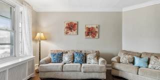 5428 WHITBY Avenue Gallery 4