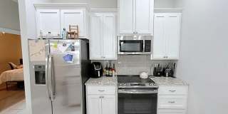 2 Bedroom Townhome Near LSU| Gated Community Gallery 3