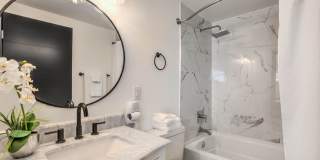 Vibrant, fully-furnished home near downtown with modern updates, pool & spa with flexible stay options! Gallery 29