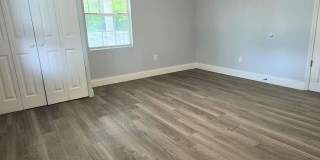 1040 RANDALL STREET Gallery 8