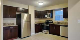 2728 Wesley Ave Gallery 6