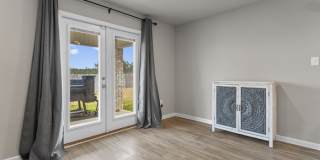 8588 Palmetto Drive Gallery 15