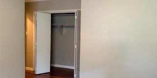 205 E Broadway Boulevard Gallery 14