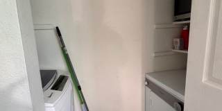 Remodeled ground floor 2 bed! Gallery 25