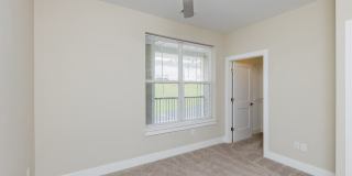 Flats at Summit Station Gallery 9