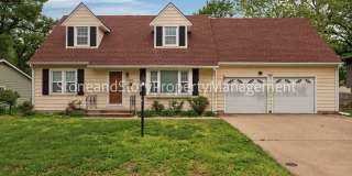 4 bedroom 2 bath on quiet street in Briarwood Gallery 1