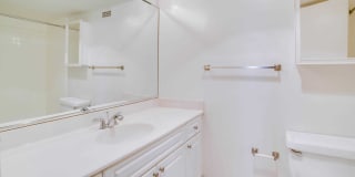 3003 Van Ness Gallery 43