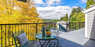 Welcome to Cambria Hills! Gallery 21