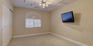 5 bed / 3 bath / 3 car with Pool & Spa Gallery 19