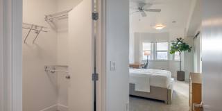 Urbana Urbana Gallery 17